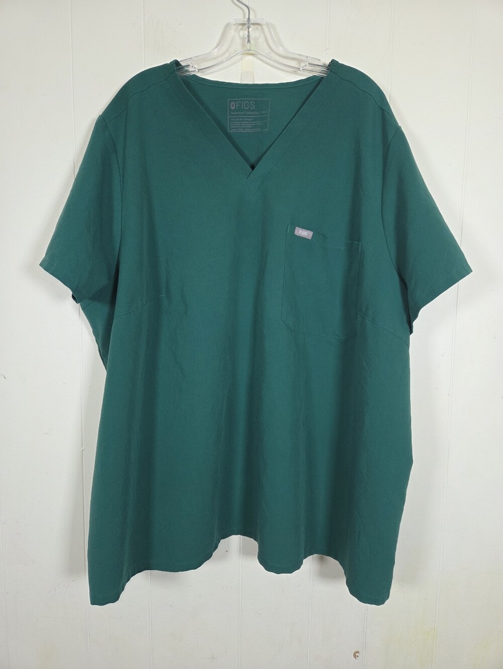 Figs Catarina Technical Collection Womens Hunter Green One Pocket Scrub Top 6x